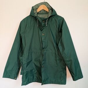 Vintage 80s Green Rain Coat High Sierra Size Small Gore-Tex